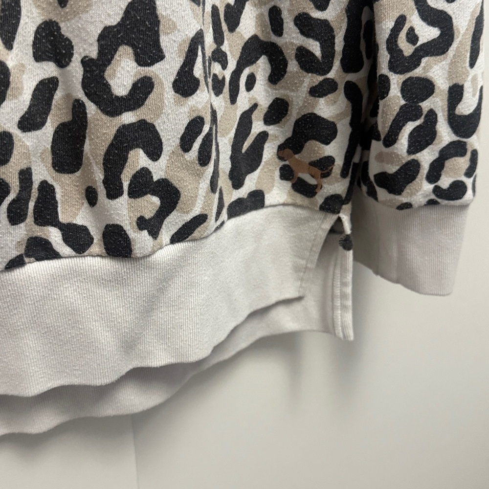 PINK Sweatshirt - Picture 3 of 7